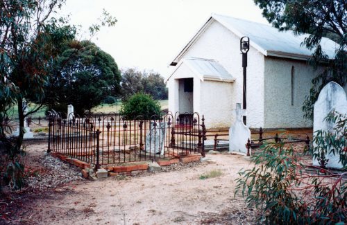 ach 3a Beverley Edward Crossing St Pauls Anglican. Photo Kevin Coate Sept 1997